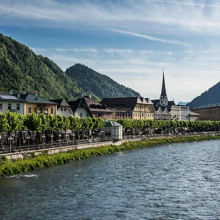 Traunkai - Your Austrian شقة *