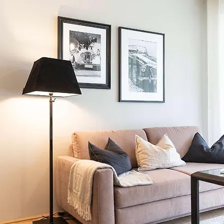 Traunkai Apartment *