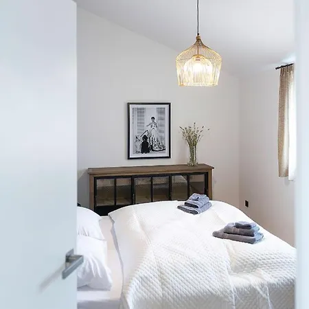 Traunkai - Your Austrian