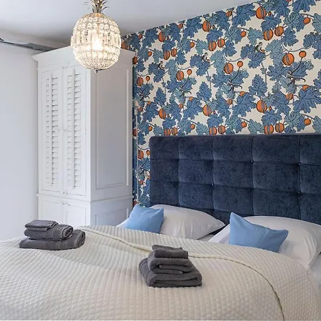 Traunkai - Your Austrian * Bad Ischl