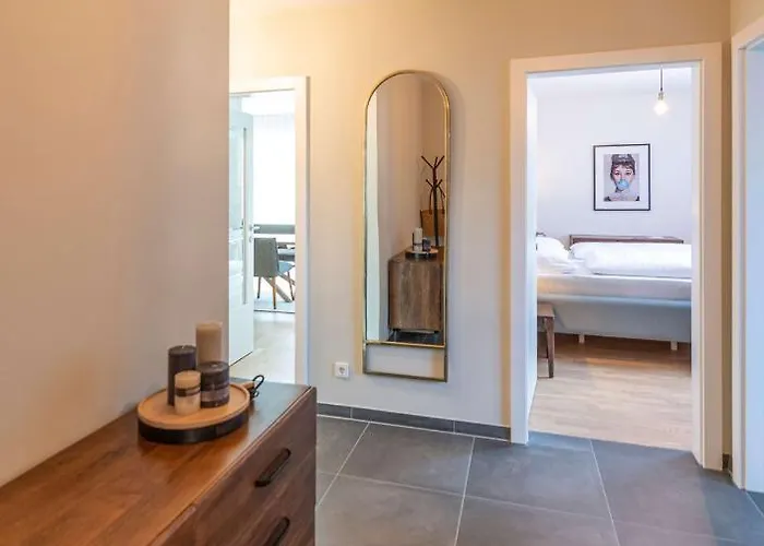 Traunkai - Your Austrian باد اسشي